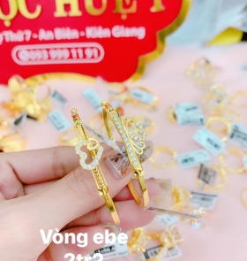 Vòng tay em bé 01 